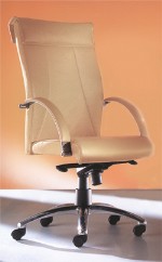 Majesty B�rodrehstuhl